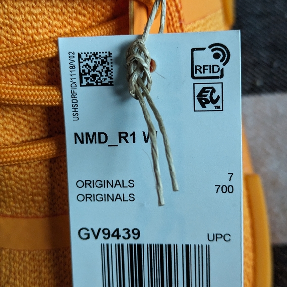 Adidas Originals NMD R1 Low Womens Running Boost Bright Orange Gv9439 1223 - Picture 11 of 12